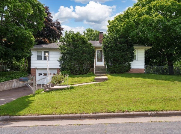 509 Earl Street, Eau Claire, WI 54701