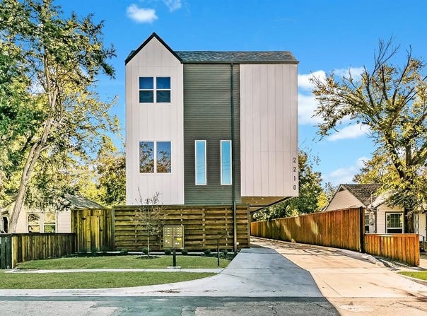 2210 Shea Road, Dallas, TX 75235