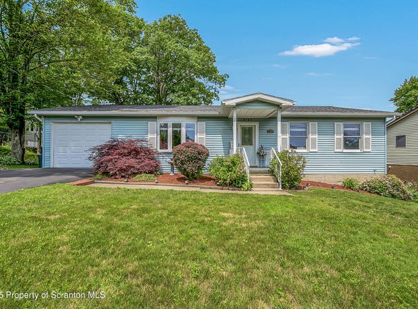 2762 Division Street, Scranton, PA 18504