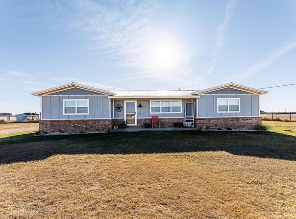 735 FM 1730, Tahoka, TX 79373