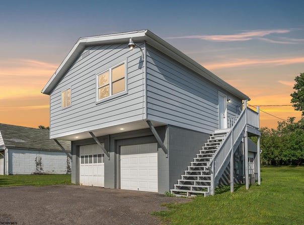 441 Kensington Avenue, Star City, WV 26505