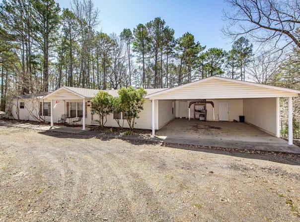 50 Brittany Cove Drive, Greers Ferry, AR 72067