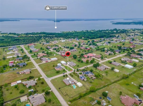 605 Lakeridge Drive, Lavon, TX 75166
