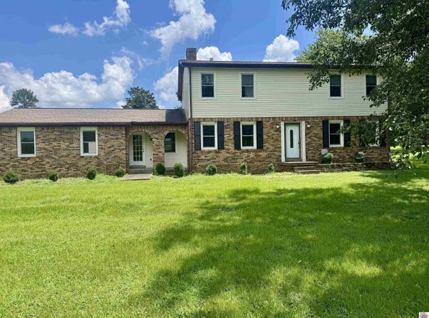 210 Brentwood Dr, Paducah, KY 42003