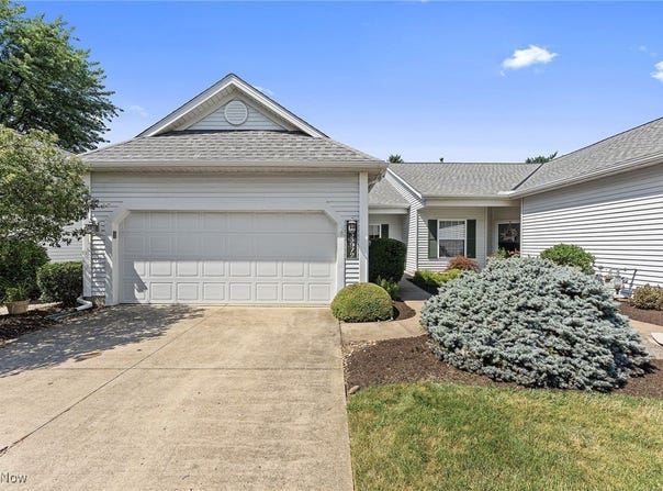 33972 Honeysuckle Lane, North Ridgeville, OH 44039