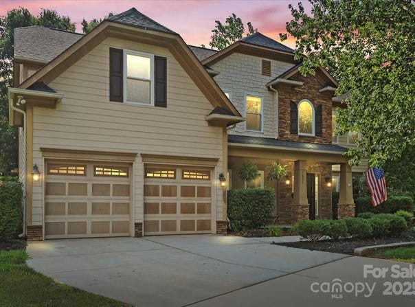 1800 Robbins Meadows Drive, Waxhaw, NC 28173