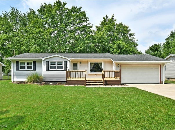 5355 Alva Avenue NW, Warren, OH 44483