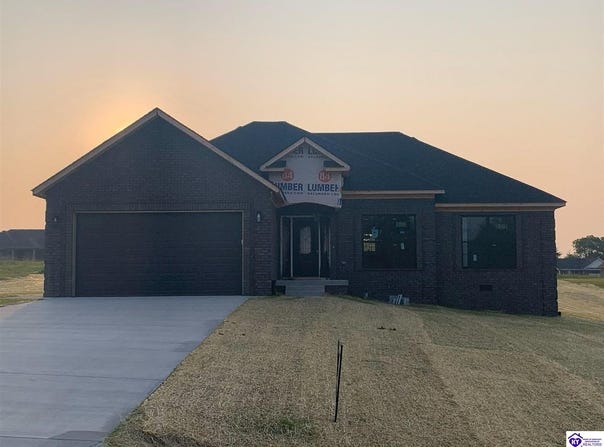 222 Open Meadows Dr, Bardstown, KY 40004