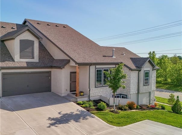 6529 Barth Road, Shawnee, KS 66226