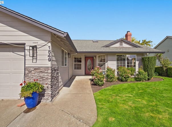 1549 SW FELLOWS St, McMinnville, OR 97128