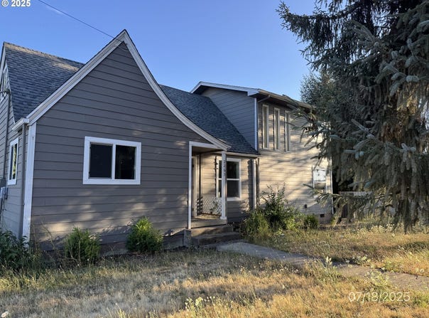 2263 HARDING ST, Sweet Home, OR 97386