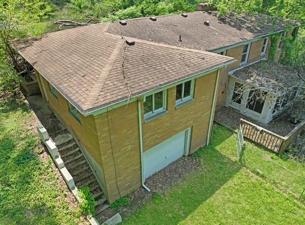 6381 St Mary's Lake Road, Battle Creek, MI 49017