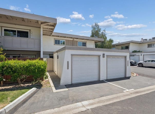 10441 Mary AVE, CUPERTINO, CA 95014