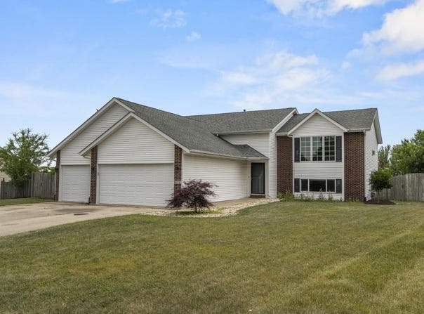 6072 NIMTZ, LOVES PARK, IL 61111