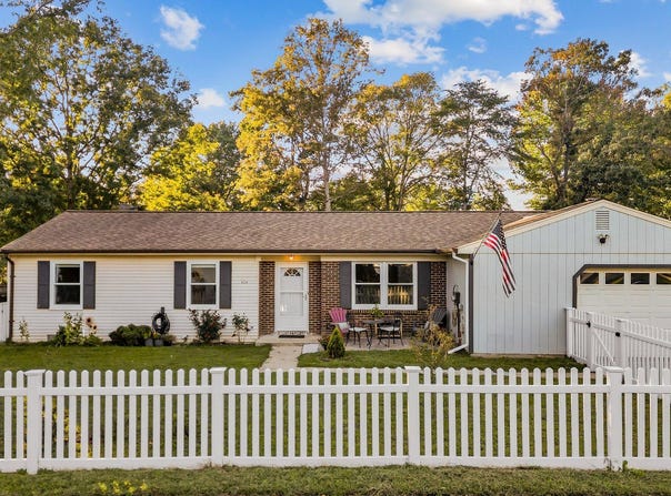 404 LINDEN Lane, LA PLATA, MD 20646