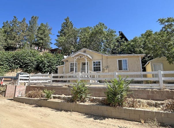 17725 Sierra, Lake Hughes, CA 93532