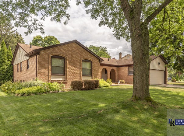 9650 Bobwhite Court, Plymouth, MI 48170