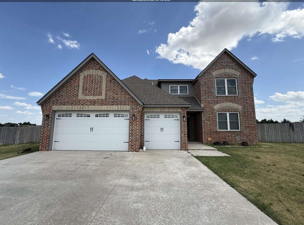 4424 Reed Ct, Woodward, OK 73801-1011