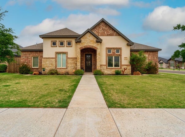 624 N 10th Street, Wolfforth, TX 79382