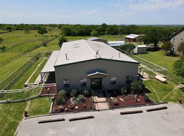 222a Fox Road, Weatherford, TX 76088