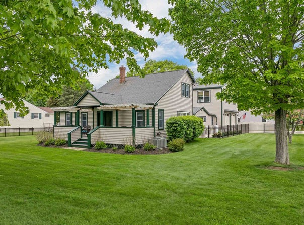 163 Ocean Road, Portsmouth, NH 03801