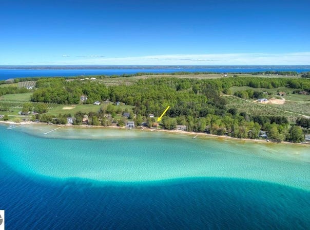 488 S Stony Point Road, Suttons Bay, MI 49682