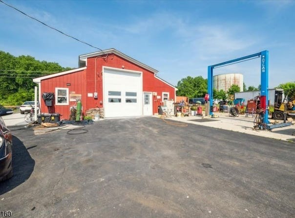 347 MOUNTAIN ROAD, Lebanon Twp., NJ 08833