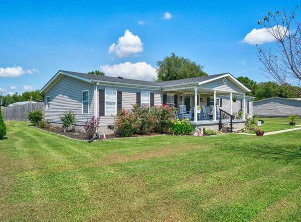 8937 Hideaway Court, Maceo, KY 42355