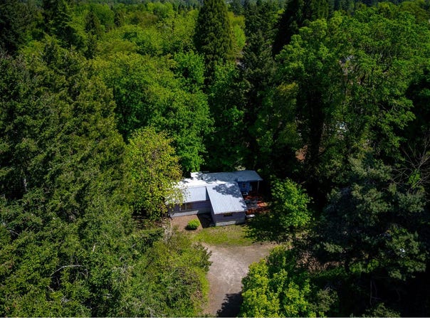 2700 UNDERHILL Ln, WestLinn, OR 97068