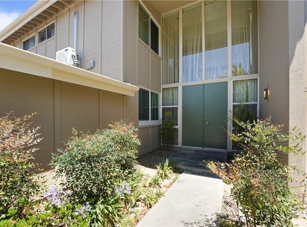 4120 Del Mar, Long Beach, CA 90807