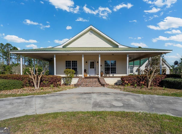 3300 CONNOR Lane, Waycross, GA 31503