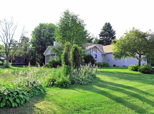 8341 PHEASANT RUN Trail, LARSEN, WI 54947-9541