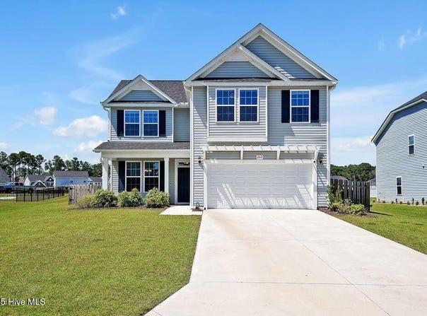 262 E Red Head Circle, Sneads Ferry, NC 28460