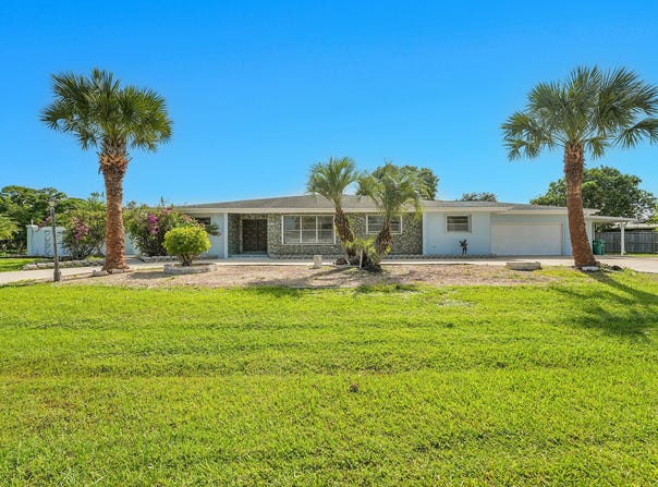 154 N Naranja Avenue, Port Saint Lucie, FL 34983