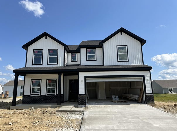 614 Lois Lane, London, OH 43140