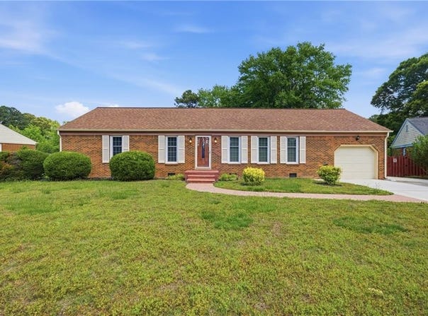 705 Caravelle Drive, Chesapeake, VA 23322