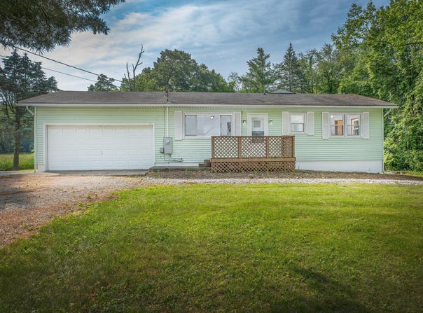 17762 Coshocton Road, Mount Vernon, OH 43050