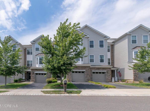 332 Hawthorne Lane, Barnegat, NJ 08005