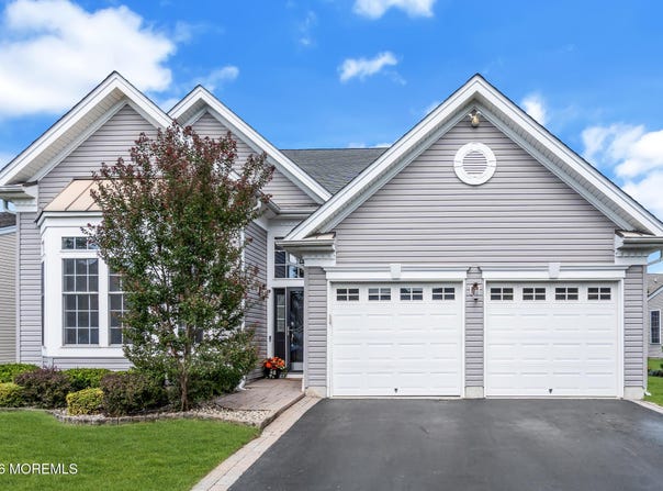 19 Goddard Drive, East Windsor, NJ 08512