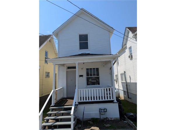 14 Second Ave, Port Marion, PA 15474