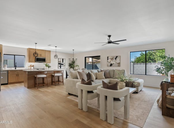 3416 E EDGEWOOD Avenue, Mesa, AZ 85204