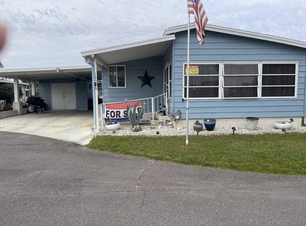 165 Lakeview Dr., Plant City, FL 33565