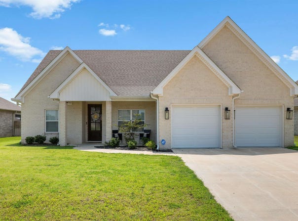 116 Hidden Creek Drive, Brookland, AR 72417