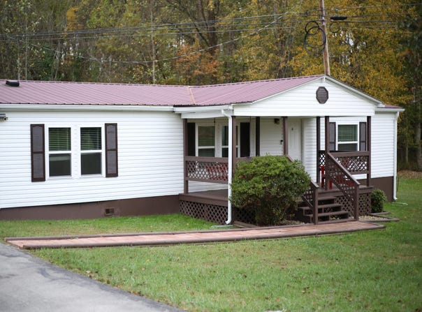 2406 Old Salem Road, London, KY 40741