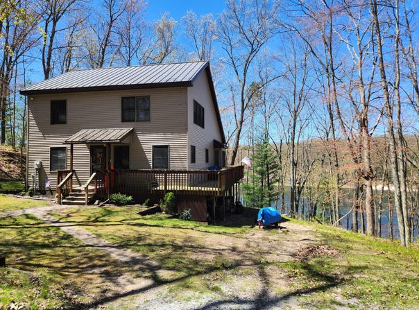 9223 S Trail Of The Lakes, Baldwin, MI 49304