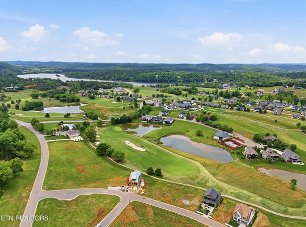 343 Black Bear Circle, Loudon, TN 37774