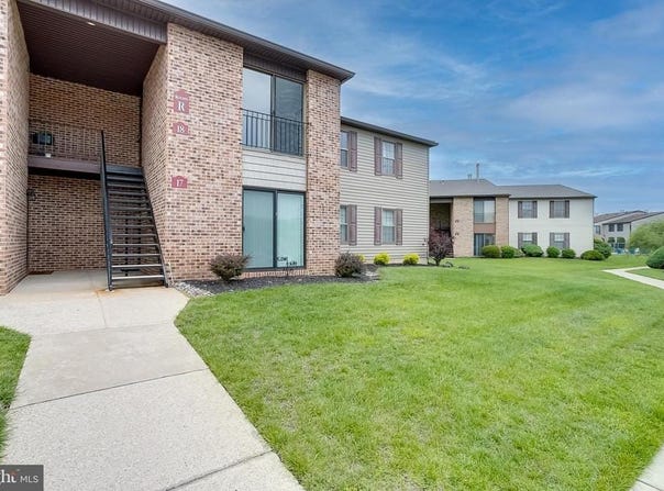 18 KENT PLACE, SEWELL, NJ 08080