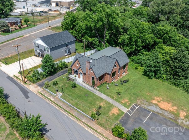 115 12th Street SW, Hickory, NC 28602
