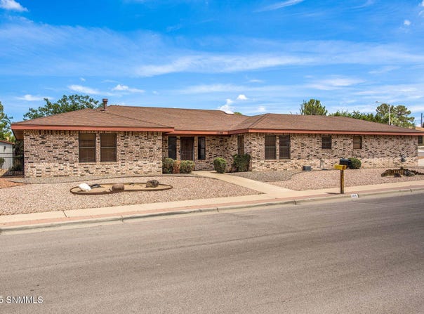1109 Hermosillo Drive, Las Cruces, NM 88005