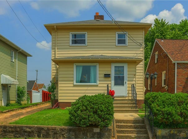 520 38th St, Beaver Falls, PA 15010